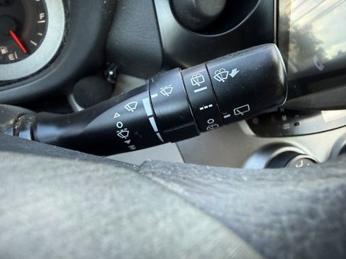 Used 2010 Toyota RAV4 2WD V6 image 15