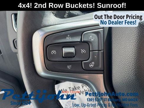 Used 2022 Chevrolet Tahoe LT w/ LT Signature Package AWD/4WD image 16