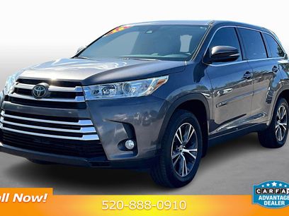 Used 2018 Toyota Highlander LE