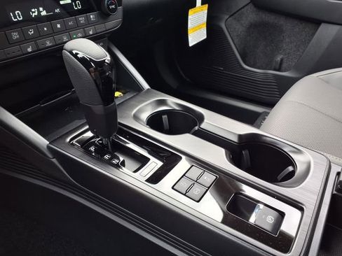 New 2026 Subaru Outback Limited AWD/4WD image 18