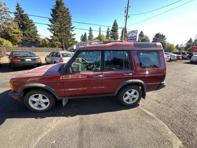 Used 2000 Land Rover Discovery AWD/4WD image 1