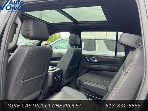 Used 2023 Chevrolet Suburban High Country w/ LPO, Illumination Package AWD/4WD image 6