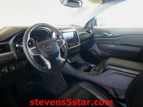 Used 2022 GMC Acadia SLT w/ Elevation Edition image 5