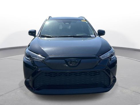 Used 2024 Toyota Corolla Cross AWD Hybrid image 3