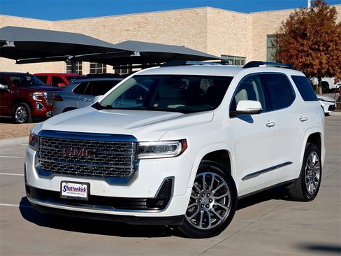 Used 2023 GMC Acadia Denali image 2