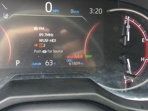 Used 2023 Toyota RAV4 XLE image 33