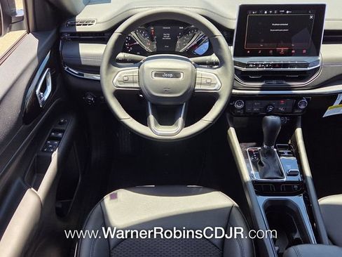 New 2026 Jeep Compass Latitude AWD/4WD image 7