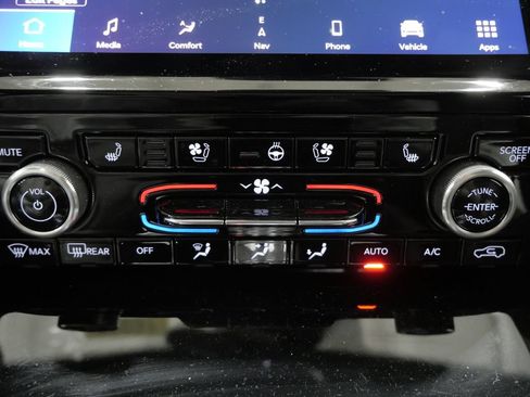Used 2022 Jeep Grand Cherokee Summit AWD/4WD image 20