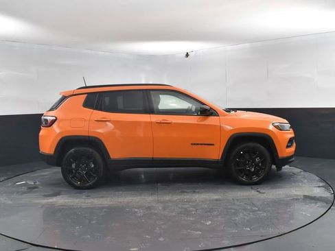 New 2026 Jeep Compass Latitude image 5
