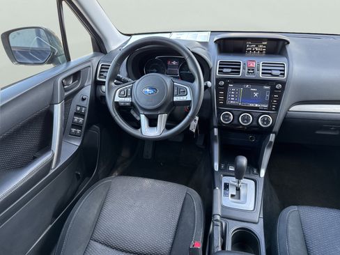 Used 2018 Subaru Forester 2.5i Premium image 11