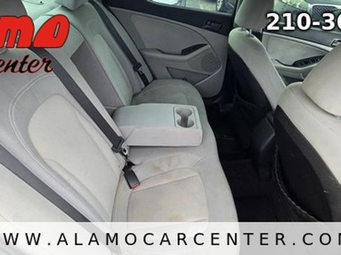 Used 2011 Kia Optima LX FWD image 21