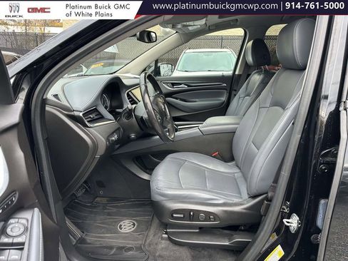 Used 2020 Buick Enclave Premium w/ Sun and Sites Package image 15