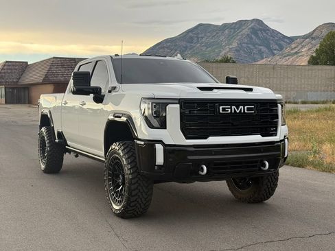 Used 2026 GMC Sierra 2500 AT4X AWD/4WD image 1