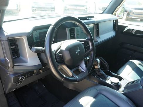 Used 2024 Ford Bronco Outer Banks AWD/4WD image 17