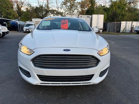 Used 2014 Ford Fusion SE image 5