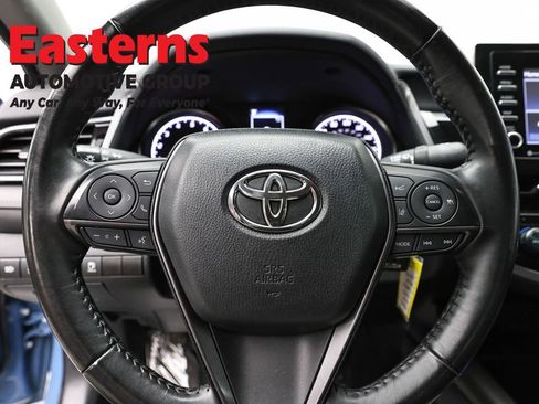 Used 2024 Toyota Camry SE image 10