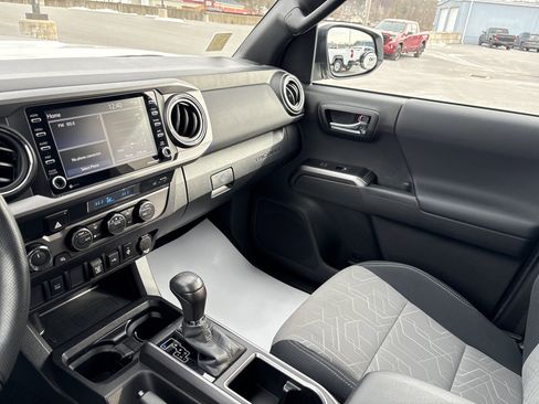 Used 2023 Toyota Tacoma TRD Sport image 22