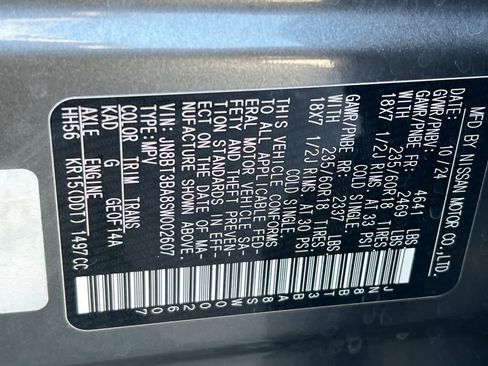 Used 2025 Nissan Rogue SV w/ SV Premium Package FWD image 38