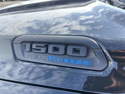 Used 2023 RAM 1500 Big Horn AWD/4WD image 2