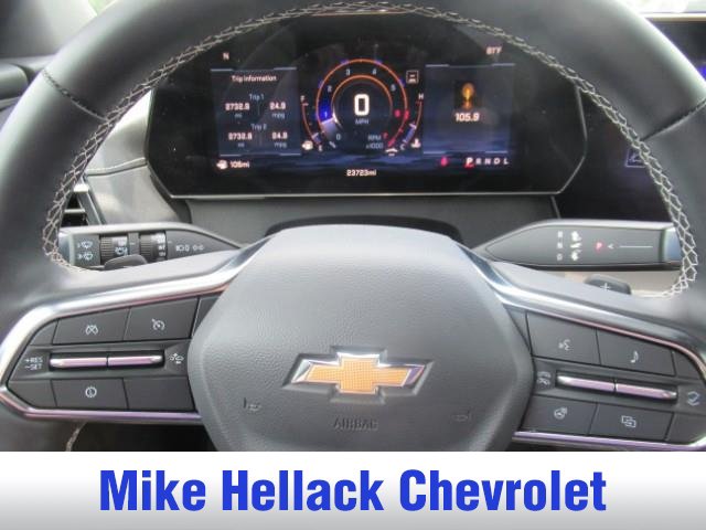 Used 2026 Chevrolet Traverse LT FWD image 13