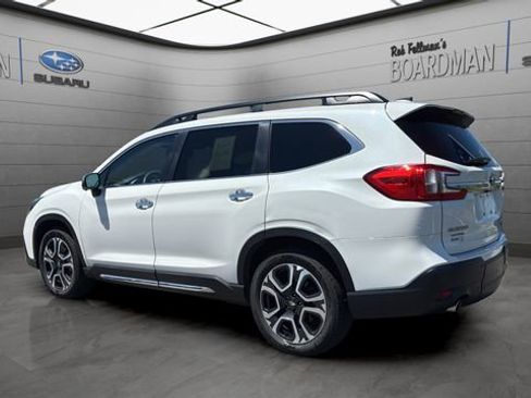 Used 2023 Subaru Ascent Touring AWD/4WD image 8