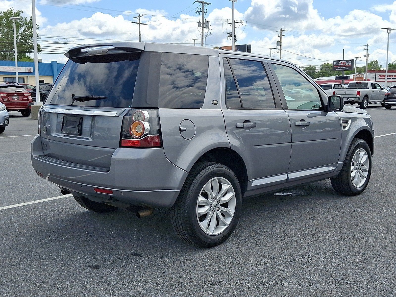 Used 2013 Land Rover LR2 AWD/4WD image 5
