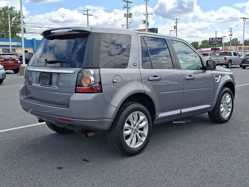 Used 2013 Land Rover LR2 AWD/4WD image 5