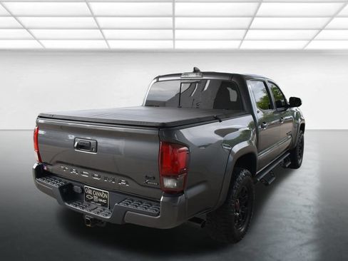 Used 2022 Toyota Tacoma SR5 w/ Technology Package RWD image 8