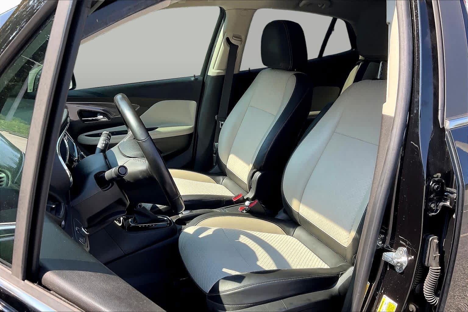 Used 2019 Buick Encore Preferred FWD image 8