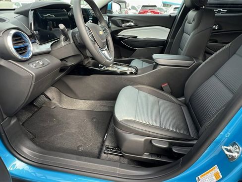 New 2026 Chevrolet Trax LT w/ LT Convenience Package image 13