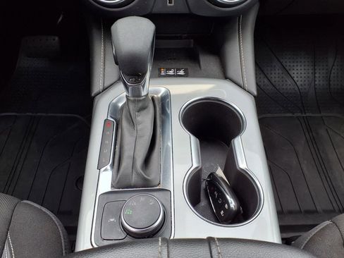 Certified 2023 Chevrolet Blazer LT w/ Convenience Package image 11