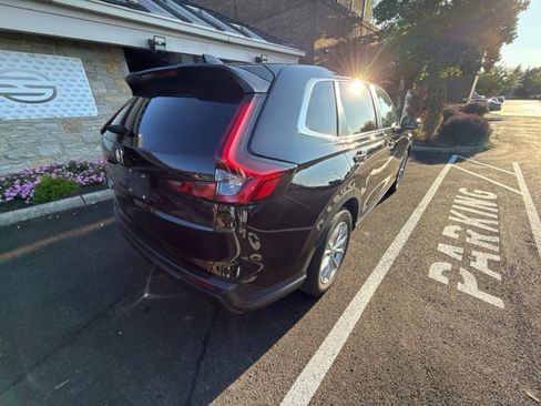 Certified 2023 Honda CR-V EX-L image 10