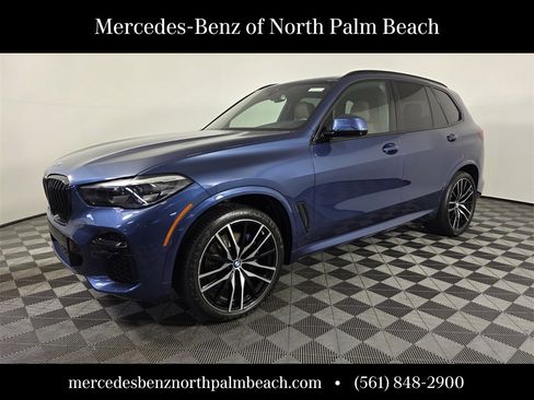 Used 2022 BMW X5 sDrive40i w/ M Sport Package image 1
