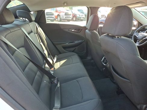 Used 2024 Chevrolet Malibu LT FWD image 15