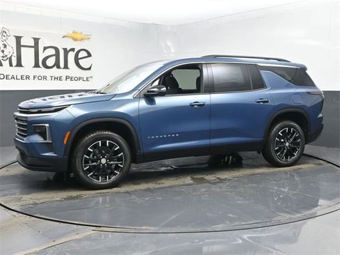 New 2026 Chevrolet Traverse LT w/ Sun and Wheel Package image 11