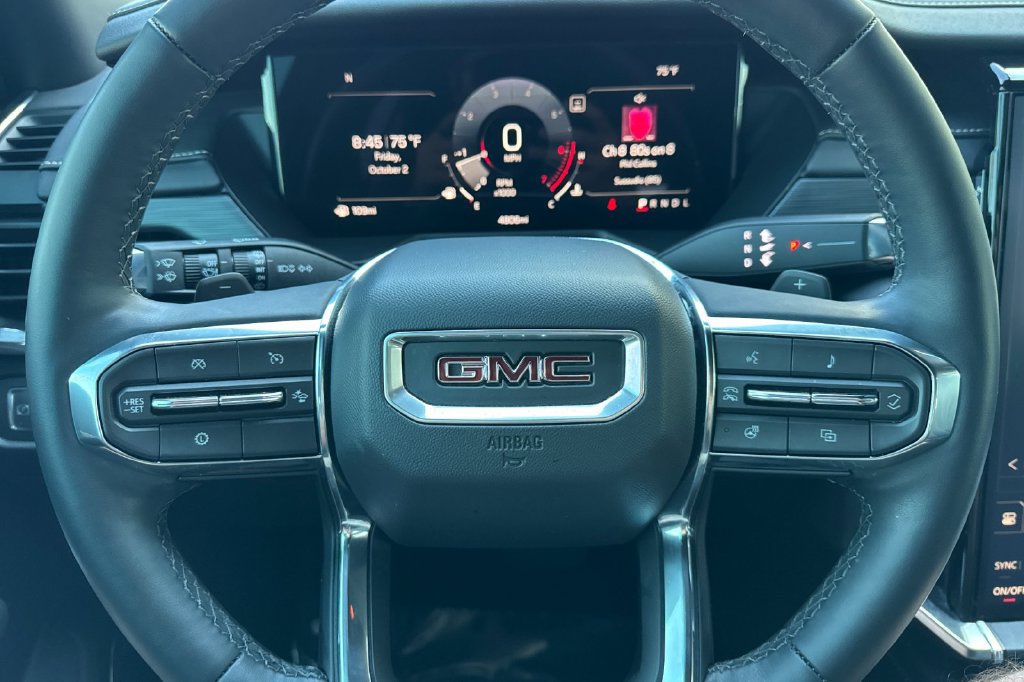 Used 2025 GMC Acadia Elevation FWD image 28