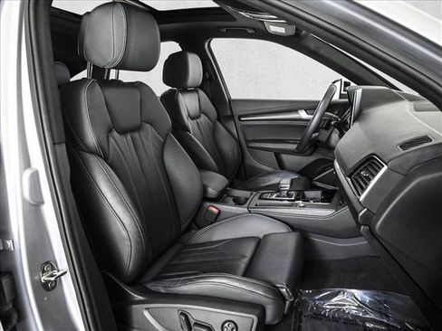 Certified 2023 Audi Q5 2.0T Premium Plus w/ Premium Plus Package AWD/4WD image 22
