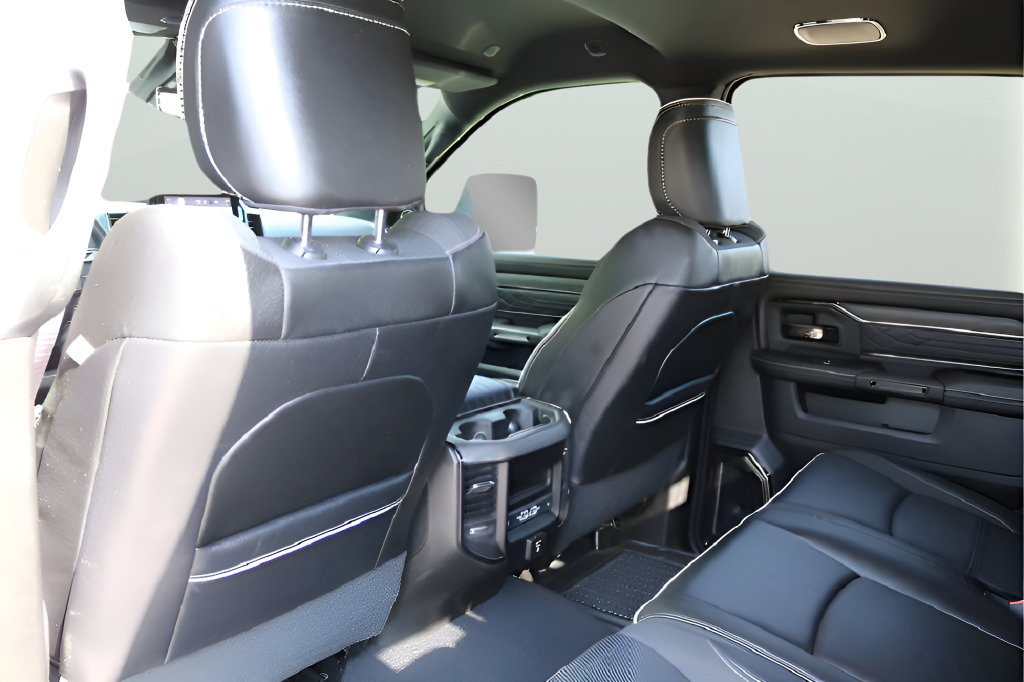 Used 2026 RAM 3500 Limited AWD/4WD image 16