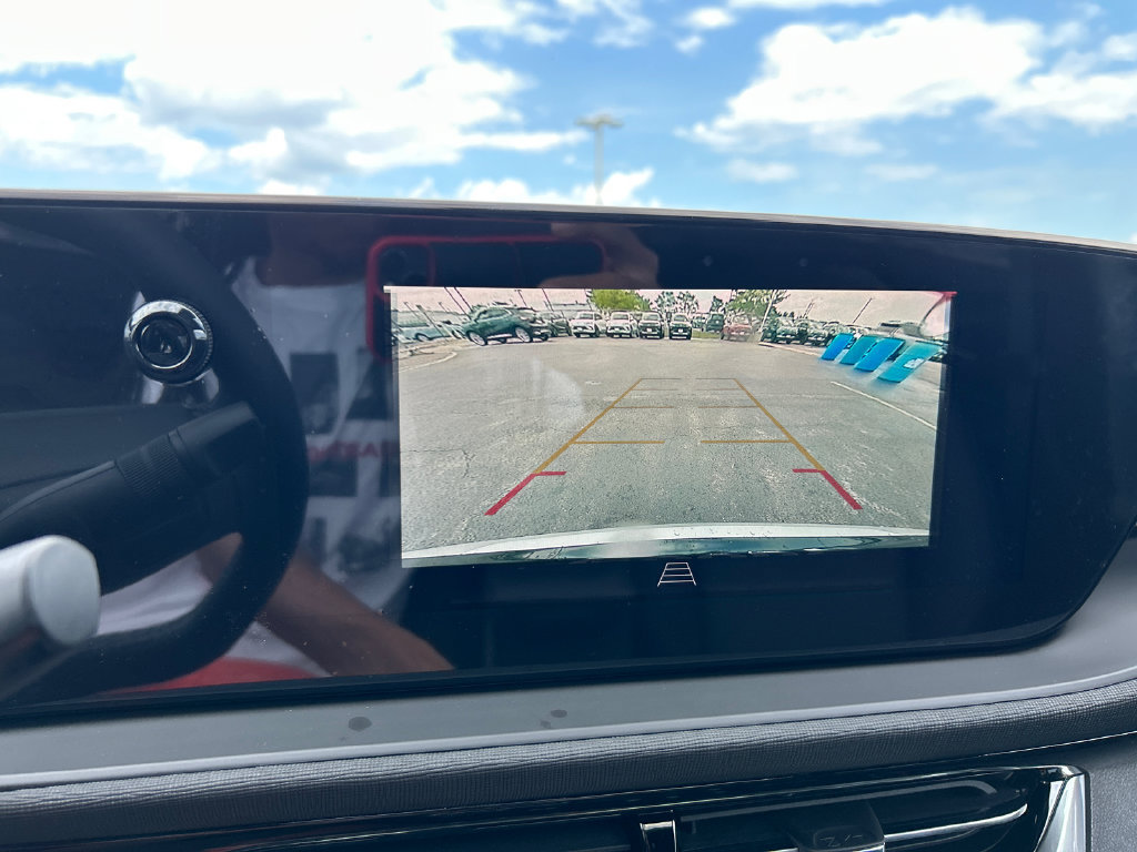 New 2026 Buick Envista Sport Touring w/ Convenience I Package FWD image 24