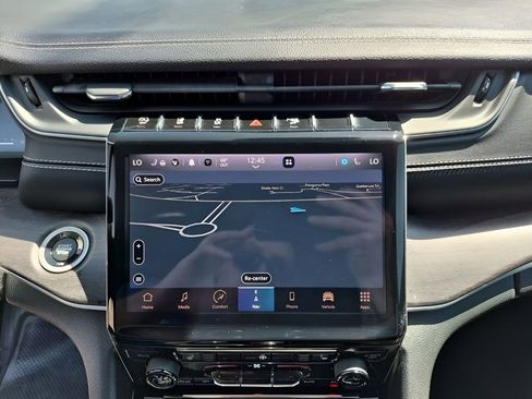 Used 2023 Jeep Grand Cherokee L Limited w/ Luxury Tech Group II image 41