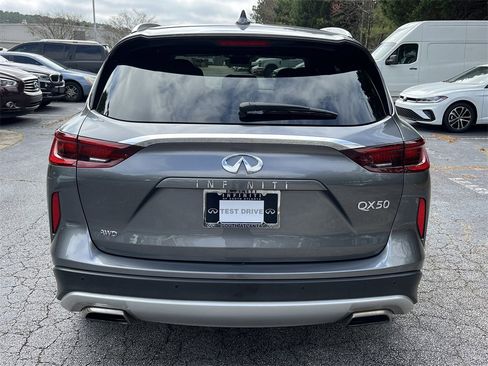 Certified 2025 INFINITI QX50 Luxe image 4