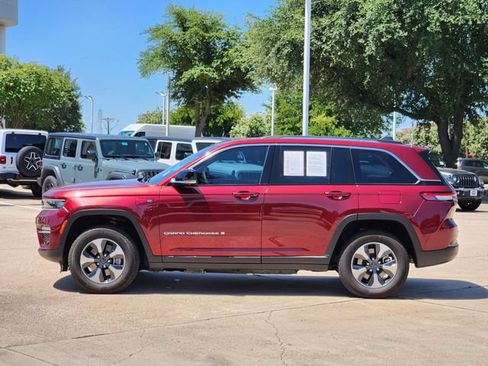 Certified 2023 Jeep Grand Cherokee 4WD 4xe w/ Luxury Tech Group II image 4