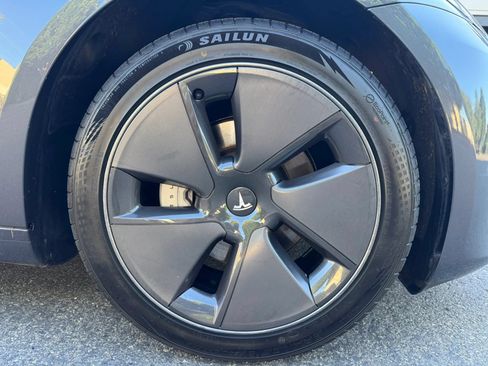 Used 2023 Tesla Model 3 Standard Range RWD image 17