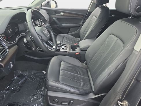 Used 2023 Audi Q5 2.0T Premium Plus w/ Premium Plus Package image 19