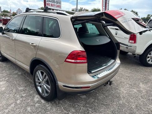 Used 2016 Volkswagen Touareg VR6 AWD/4WD image 21