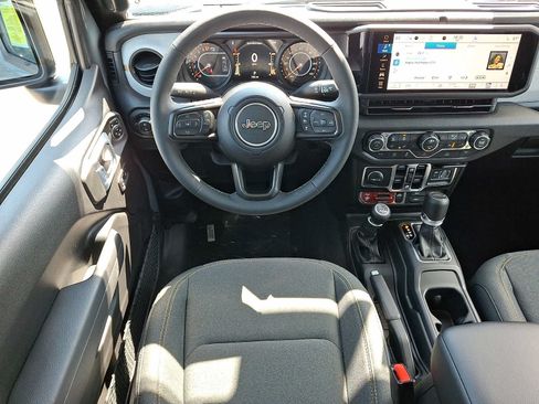 New 2026 Jeep Gladiator Sport AWD/4WD image 7