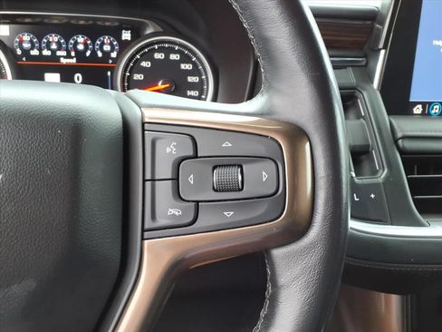Used 2021 Chevrolet Suburban High Country w/ Premium Package AWD/4WD image 14