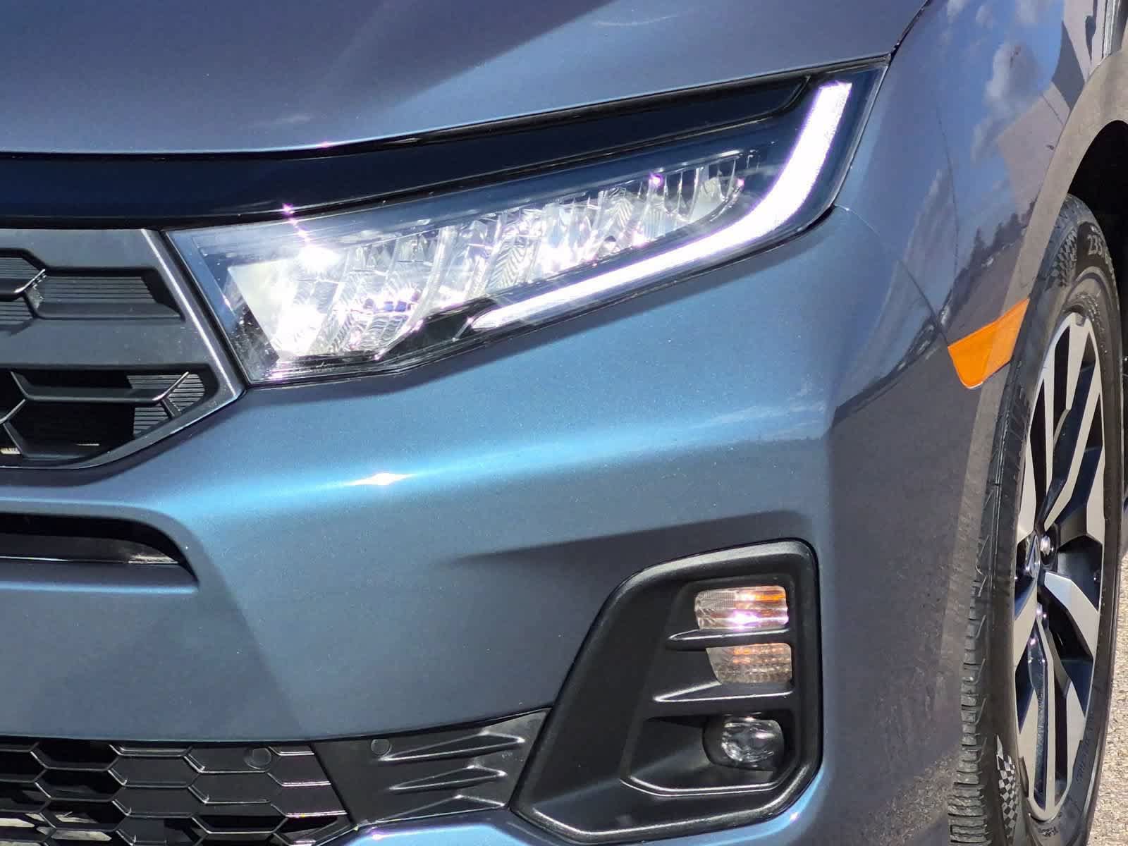 Used 2025 Honda Odyssey EX-L image 11
