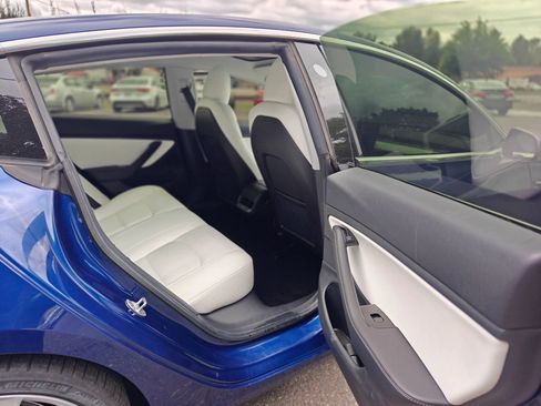 Used 2019 Tesla Model 3 Performance AWD/4WD image 30