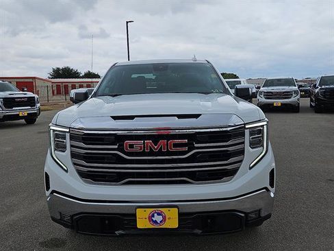 Certified 2024 GMC Sierra 1500 SLT w/ SLT Convenience Package RWD image 8